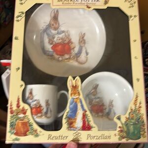 NIB Beatrix Potter gift set